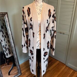 Knox Rose Cream and Brown Patterned Cardigan